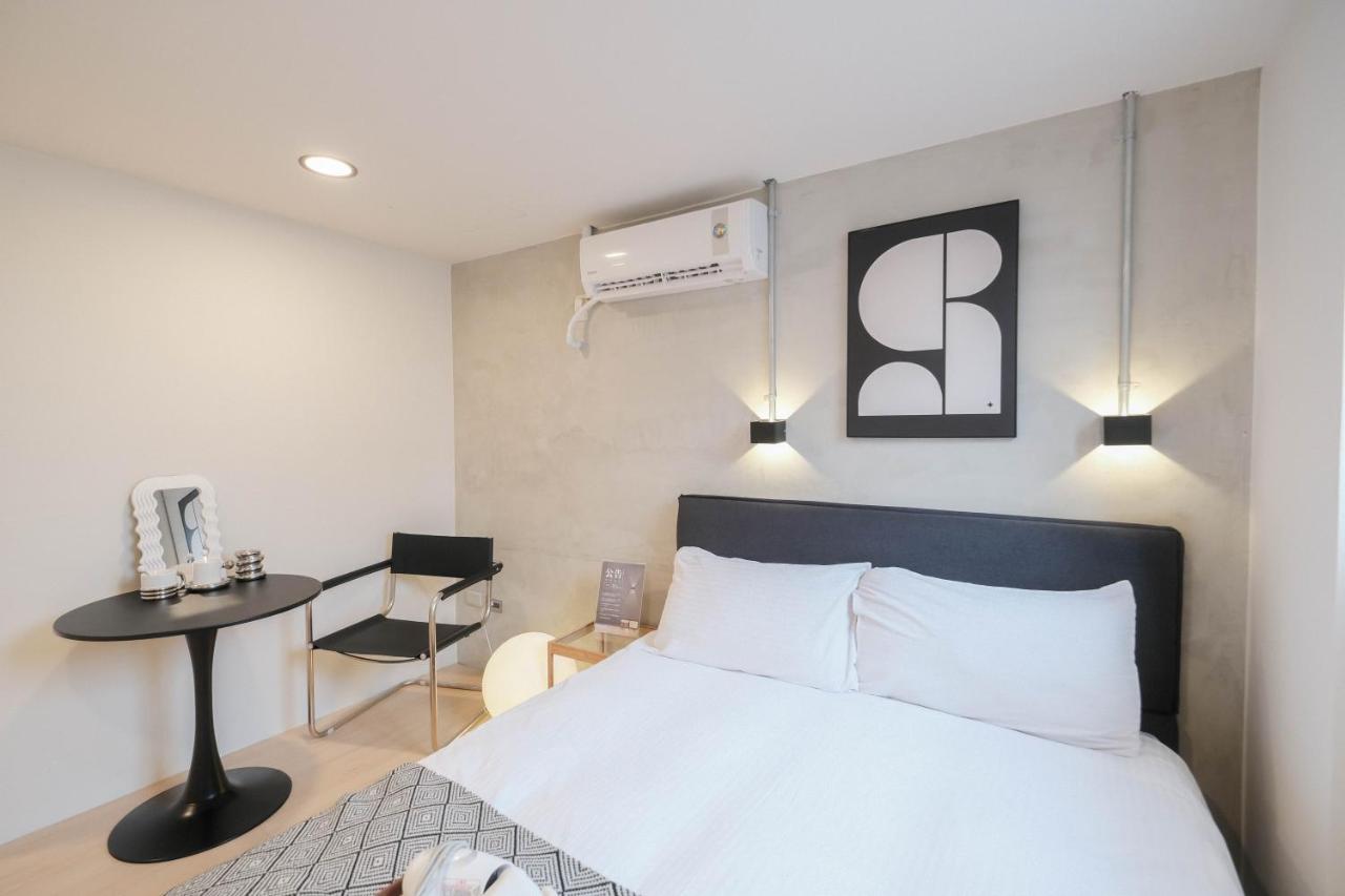 七七漫旅 Seven77 Apartment Tainan Exterior photo